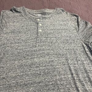 Old Navy Men's Gray Large Long Sleeve 1/4 Buttoned Shirt XL